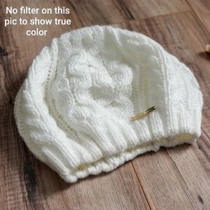 NWOT MICHAEL Michael Kors Cream Knit Beanie